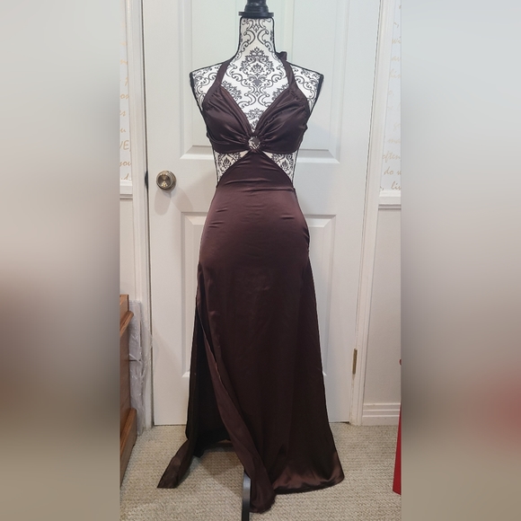 Peppermayo Palas Maxi Dress- Chocolate - Picture 5 of 10
